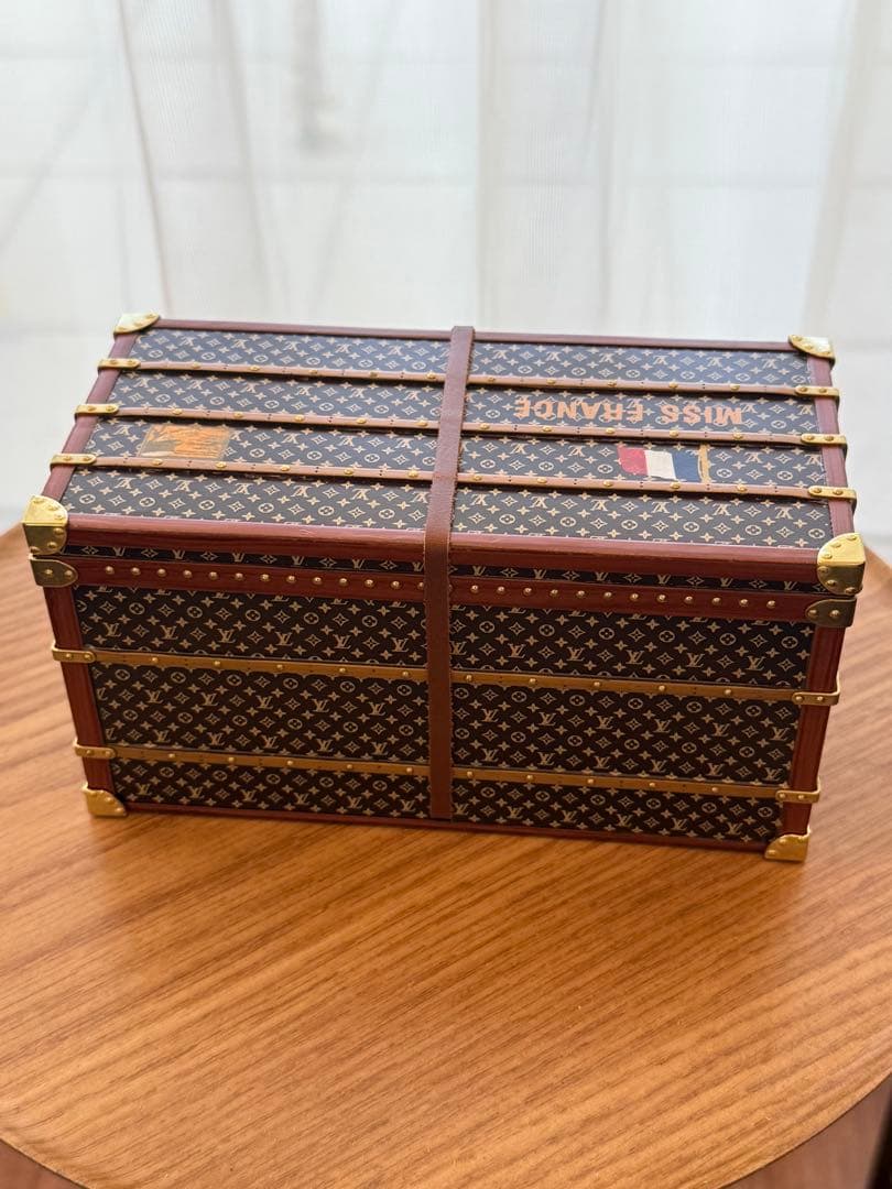 【VIPノベルティ】ルイヴィトン モノグラム トランク型 ペーパーウェイト