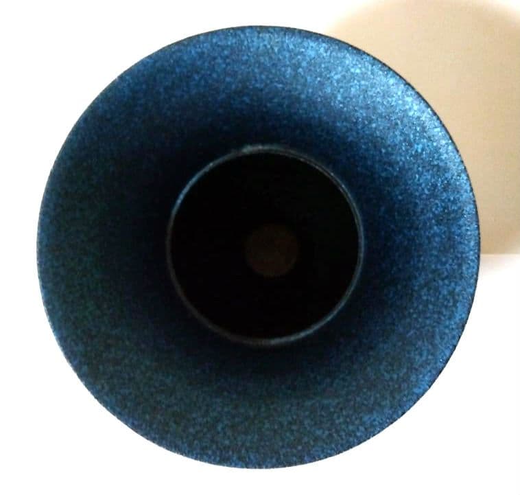 花器　合金　中板付