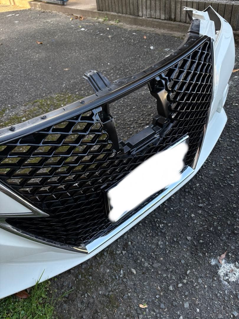 オートゾーン　グリル・メッキ