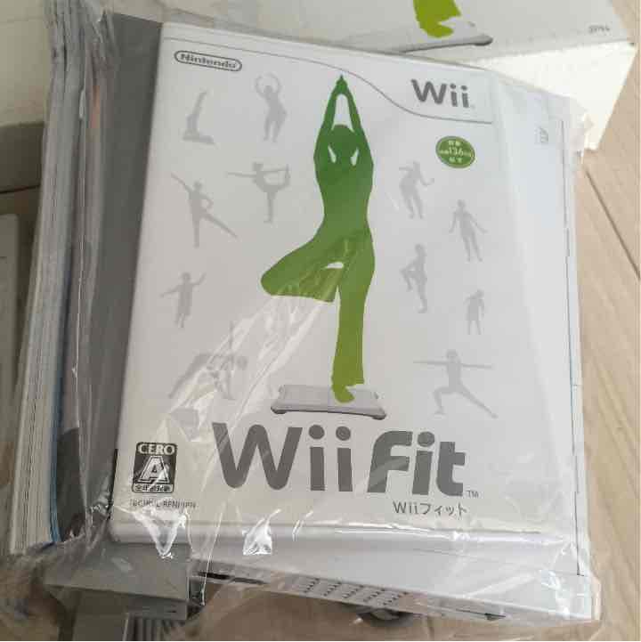 ★お値下げ中！ Nintendo   wii fit セットで！★