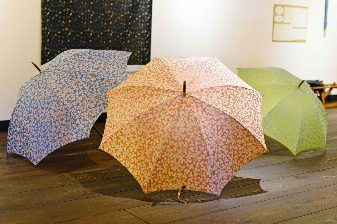 セール★レア★イイダ傘店★雨傘 野いちご グリーンベリー