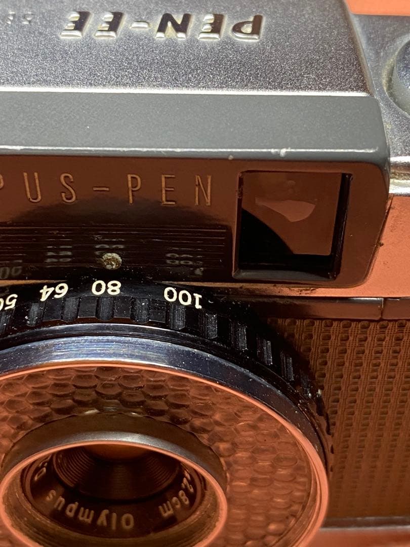 ハーフカメラ　オリンパス　PEN-EE （完全駆動品）