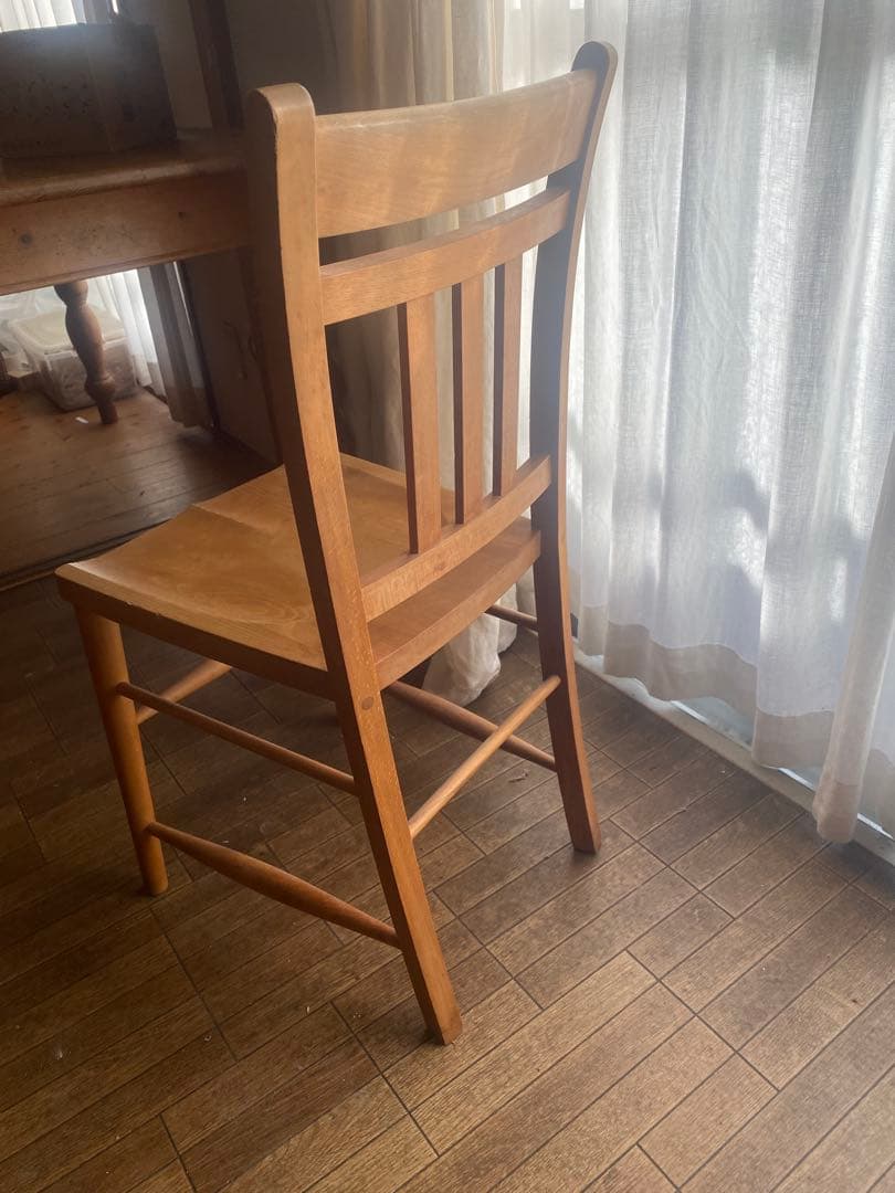 5 ペニーワイズ　椅子　チェア　京都府京田辺市