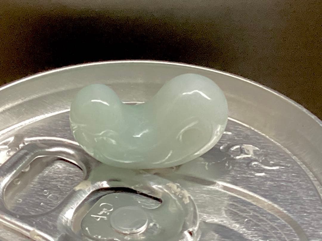 今回の原石大当たり極上*氷*糸魚川翡翠勾玉アイスジェイド幸運お守り　鑑別書付‼️