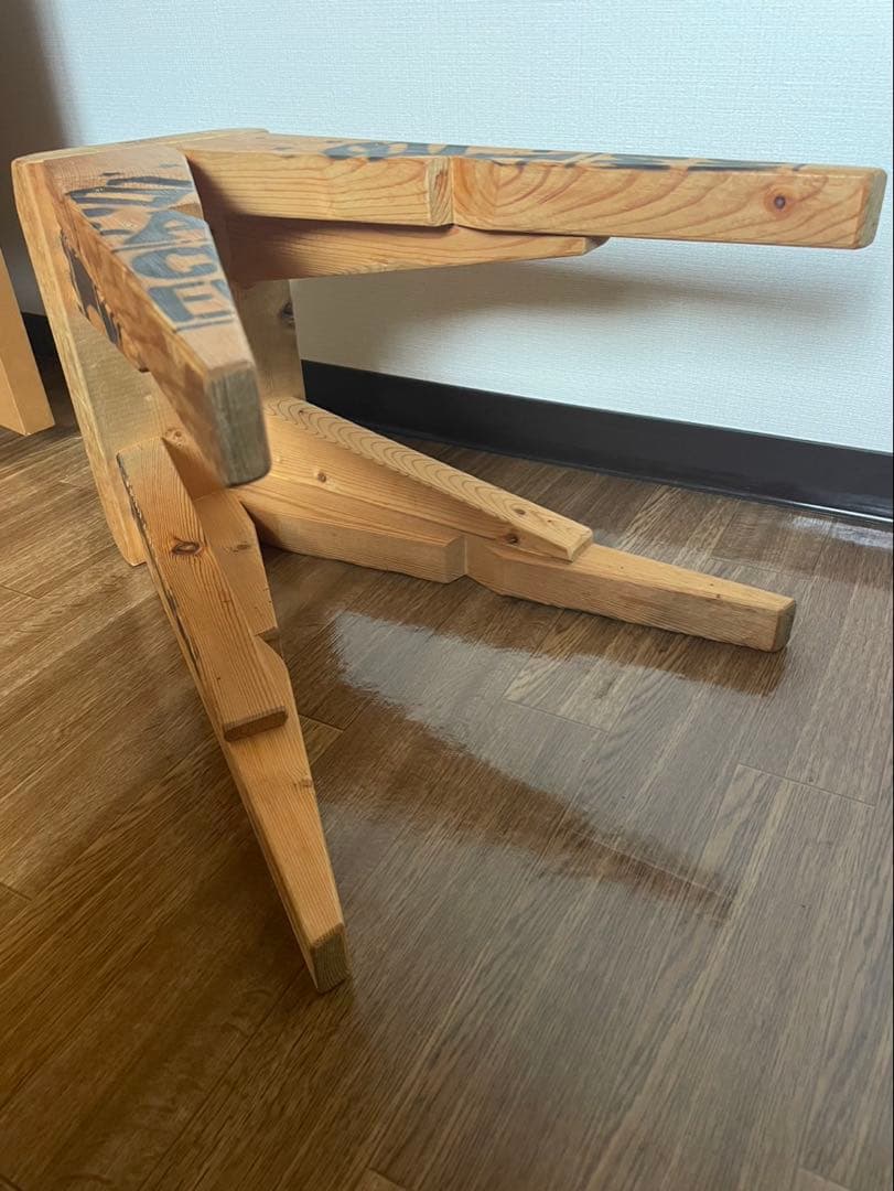 M&M Custom Performance Furniture 角スツール　小