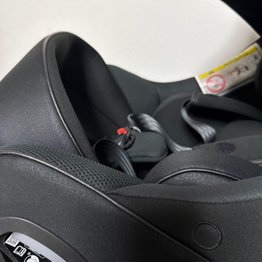 超美品 アップリカ 最高級チャイルドシート クルリラ ビッテ エックス ブラック