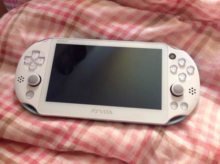 vita2000 メモリーカード、ソフト付き
