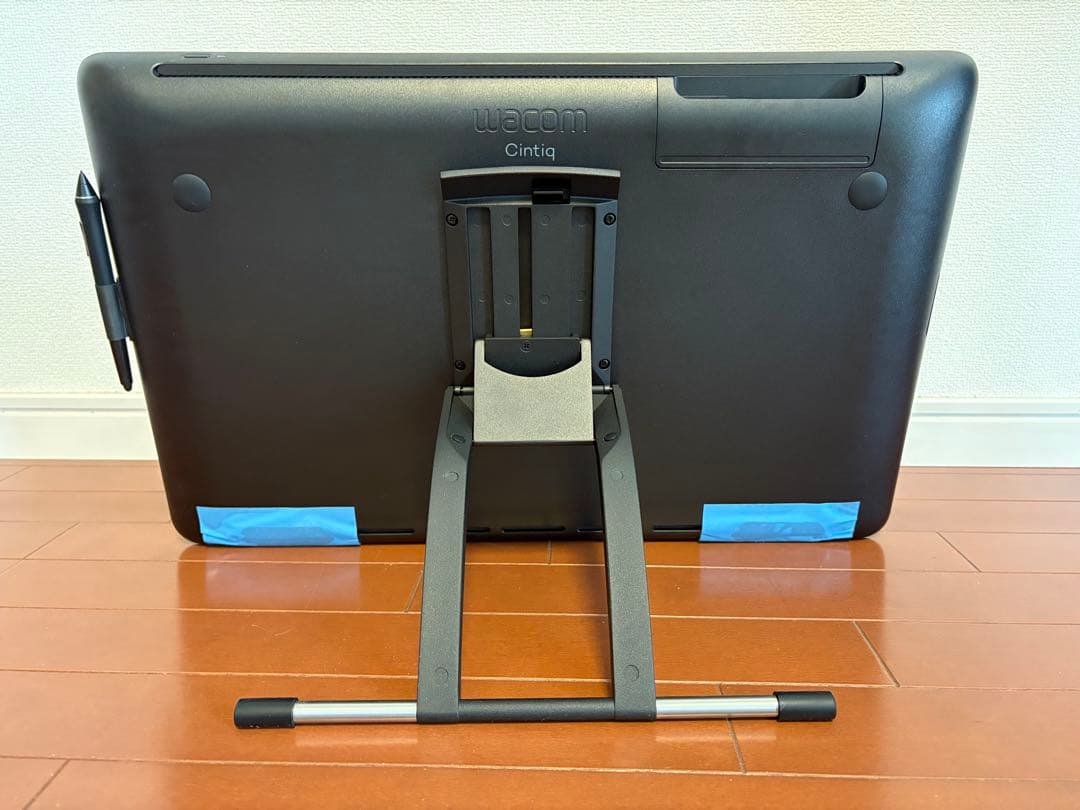 ワコム液タブ Wacom Cintiq 22 FHD(DTK2260K1D)