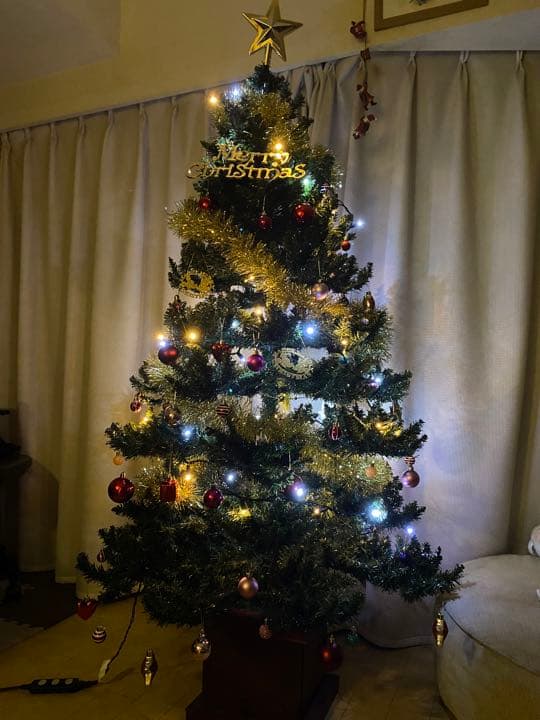 クリスマスツリー　180サイズ　LED電飾他オーナメント付