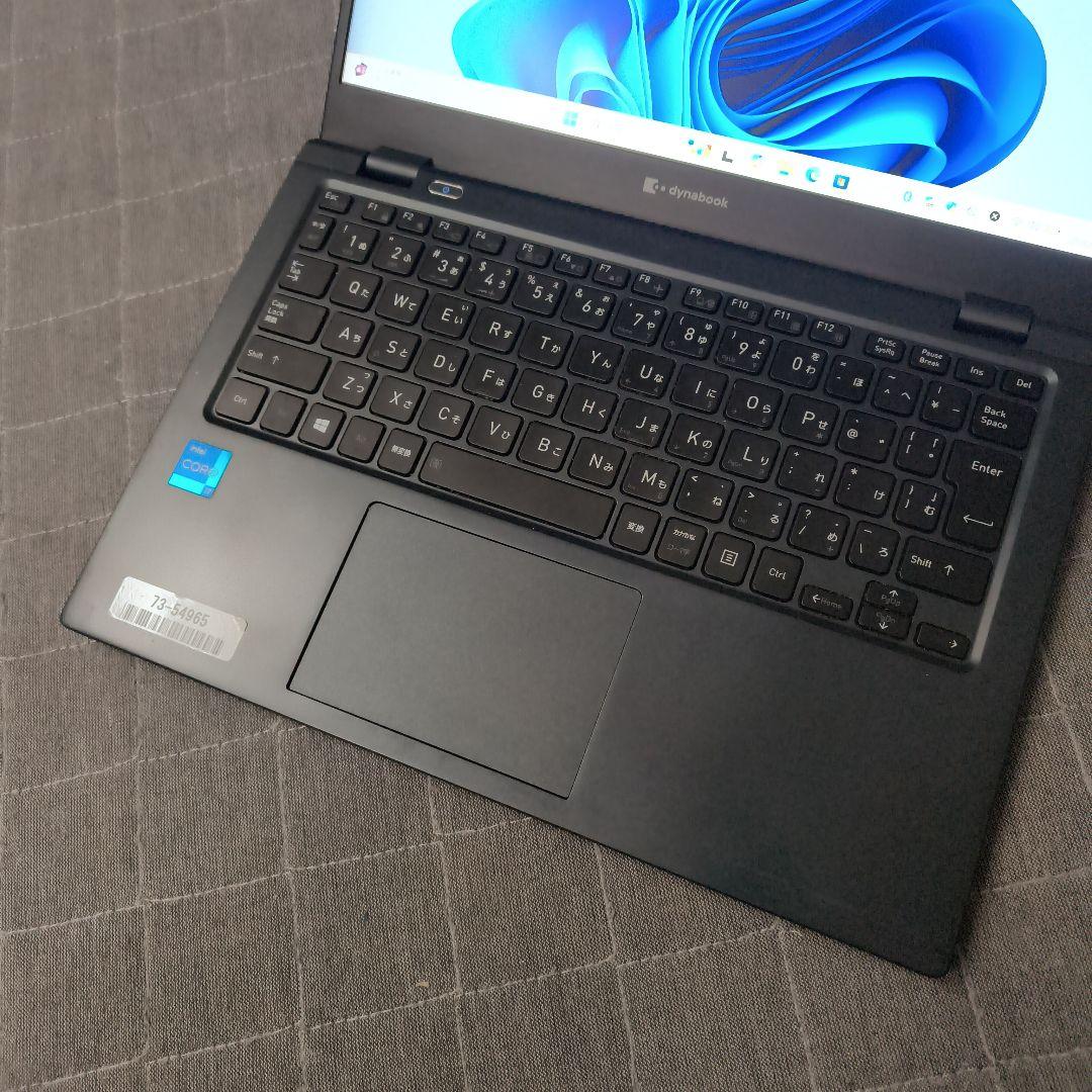 良好 爆速 Dynabook 超軽量 11世代i7 16GB 512GB 15