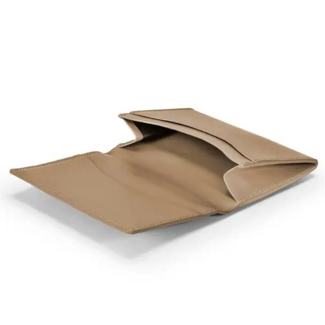 ペッレモルヒダ ベージュ 二つ折り 名刺入れ