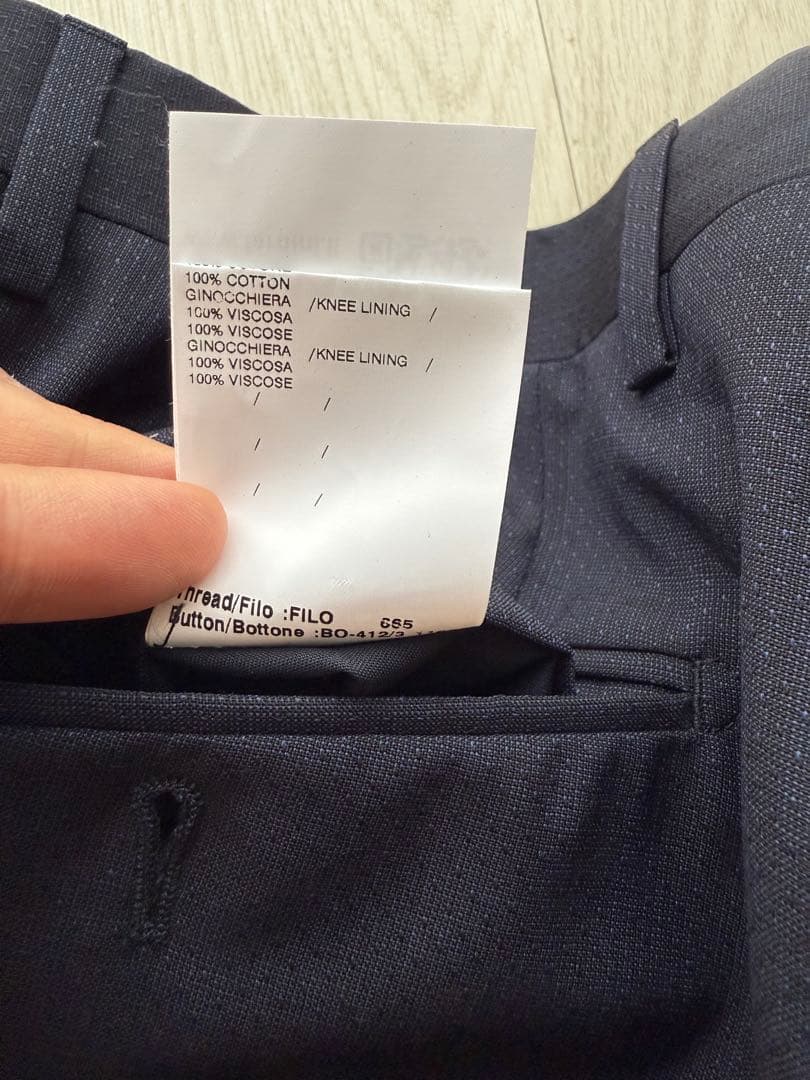 ※シャア 未使用 LARDINI ウールスーツ 50 ミッドナイトブルー