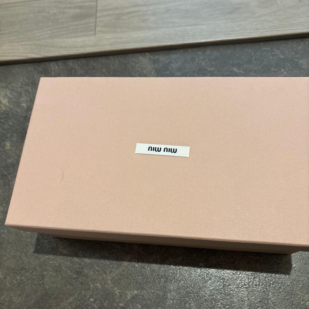 Miu Miu 黒 フラットシューズ クリスタル装 hanachaman