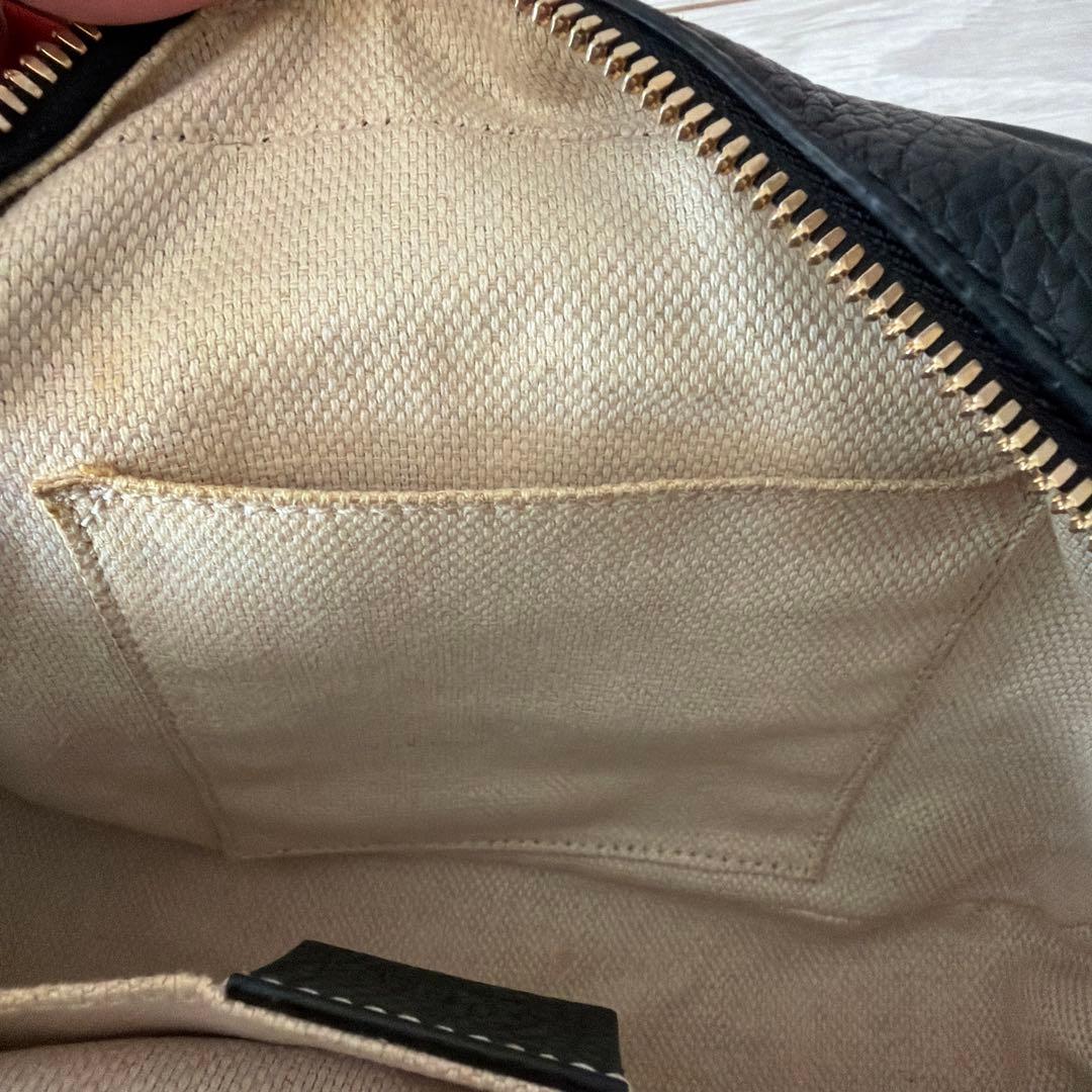 GUCCI グッチ ソーホー ディスコ レザー ショルダーバッグ 斜めがけ 黒