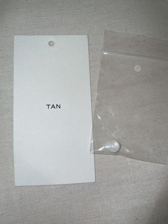 TAN ニットビスチェ