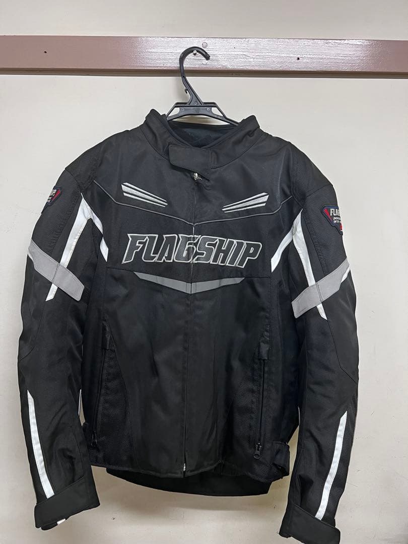 FLAGSHIP ADVANCE TO VERTEX ブラックジャケット