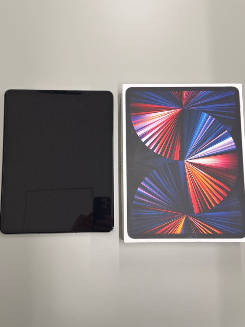 【美品】iPad Pro 12.9 第5世代　スペースグレイ　256GB