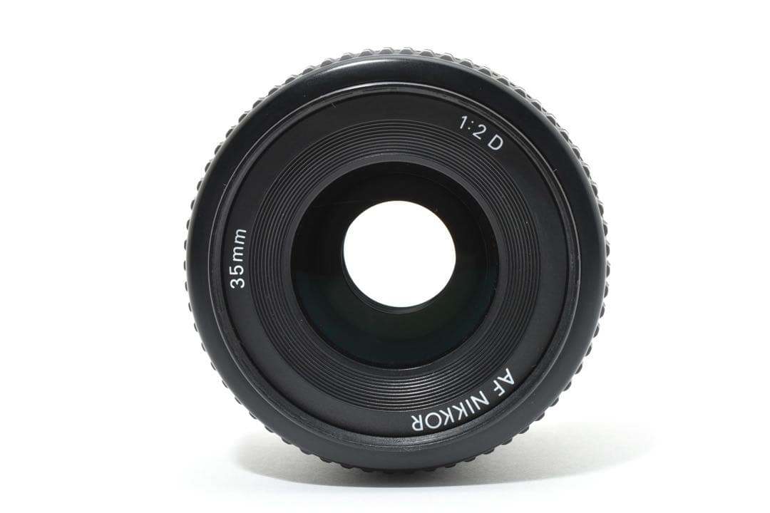 Nikon AF NIKKOR 35mm f/2D レンズ
