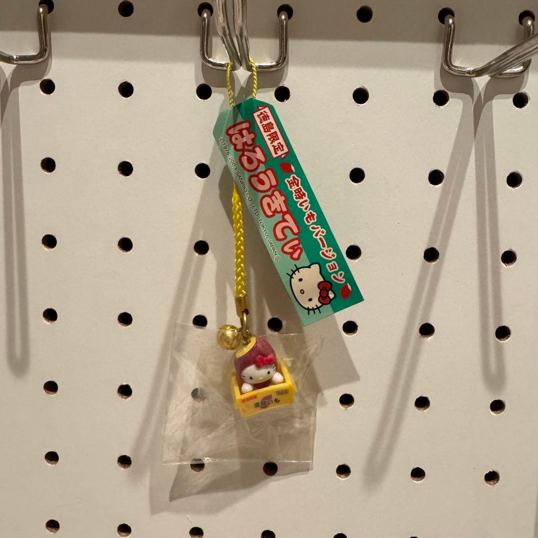 ご当地キティストラップなど100個セット