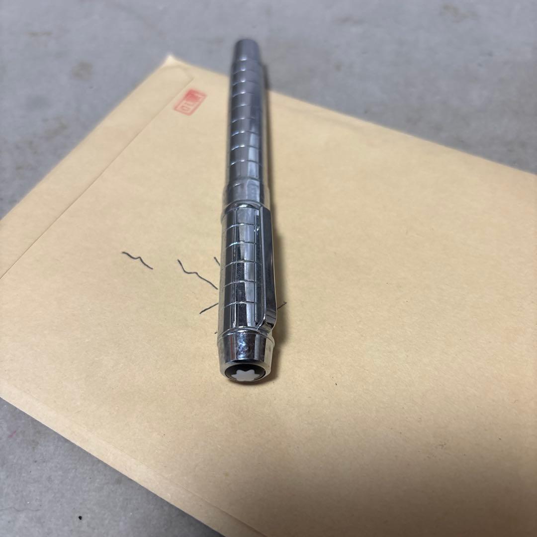 Montblanc モンブランボールペン