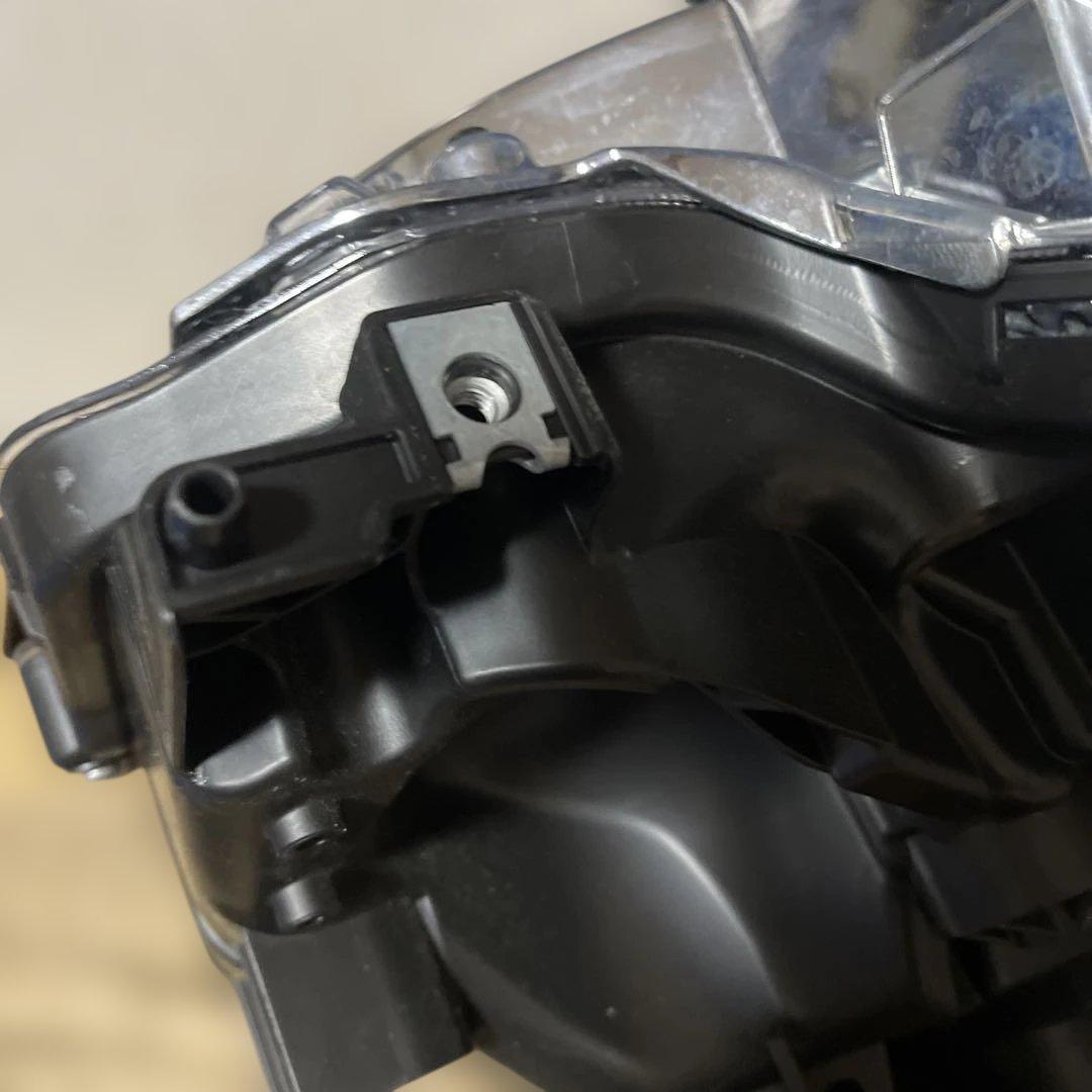 MR52Sハスラー左中古ヘッドランプ　35320-59S01