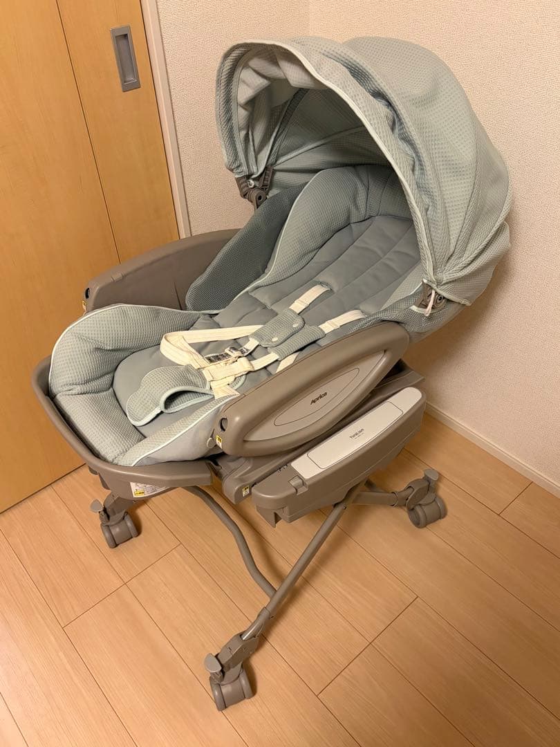 【良品・おまけ付き】Aprica　ユラリズム　オートプレミアム