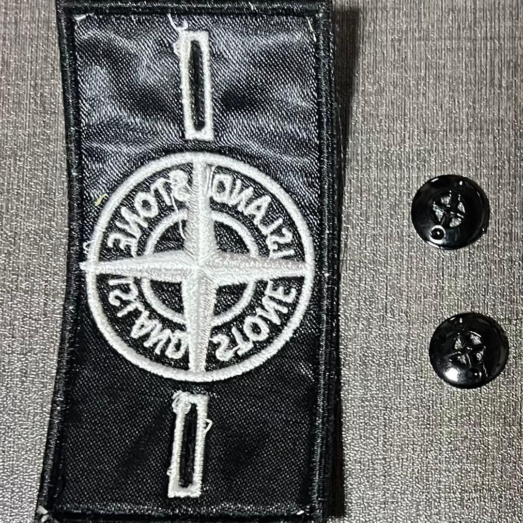 希少品【STONE /ストーンアイランド】ワッペン（ボタン付き）
