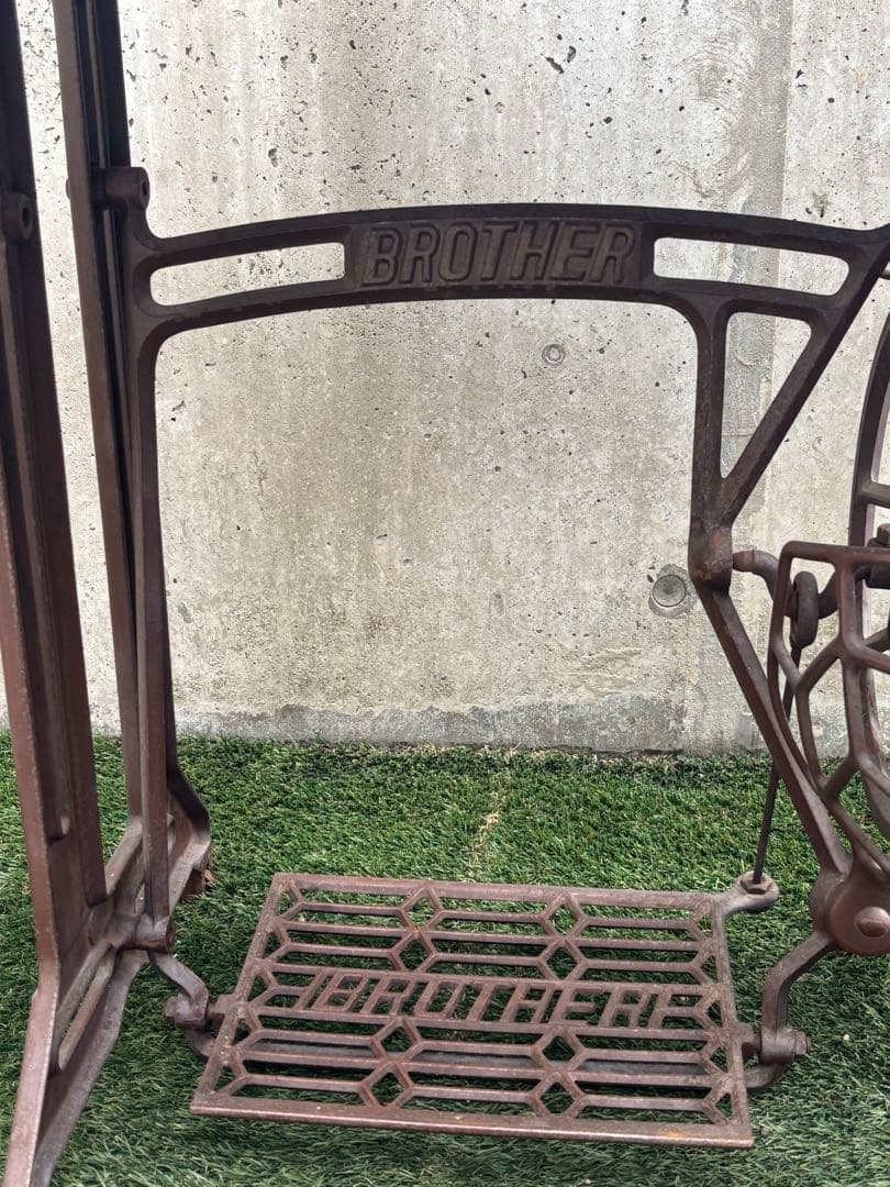 【引取限定】Brother ミシン台 リメイクテーブル