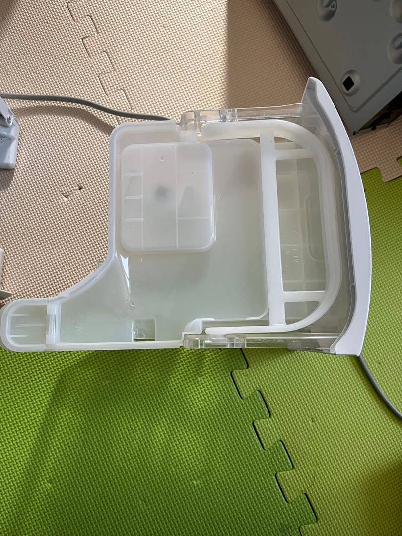 Nekoo 　2023年製　衣類乾燥除湿機「F-YHVX120」