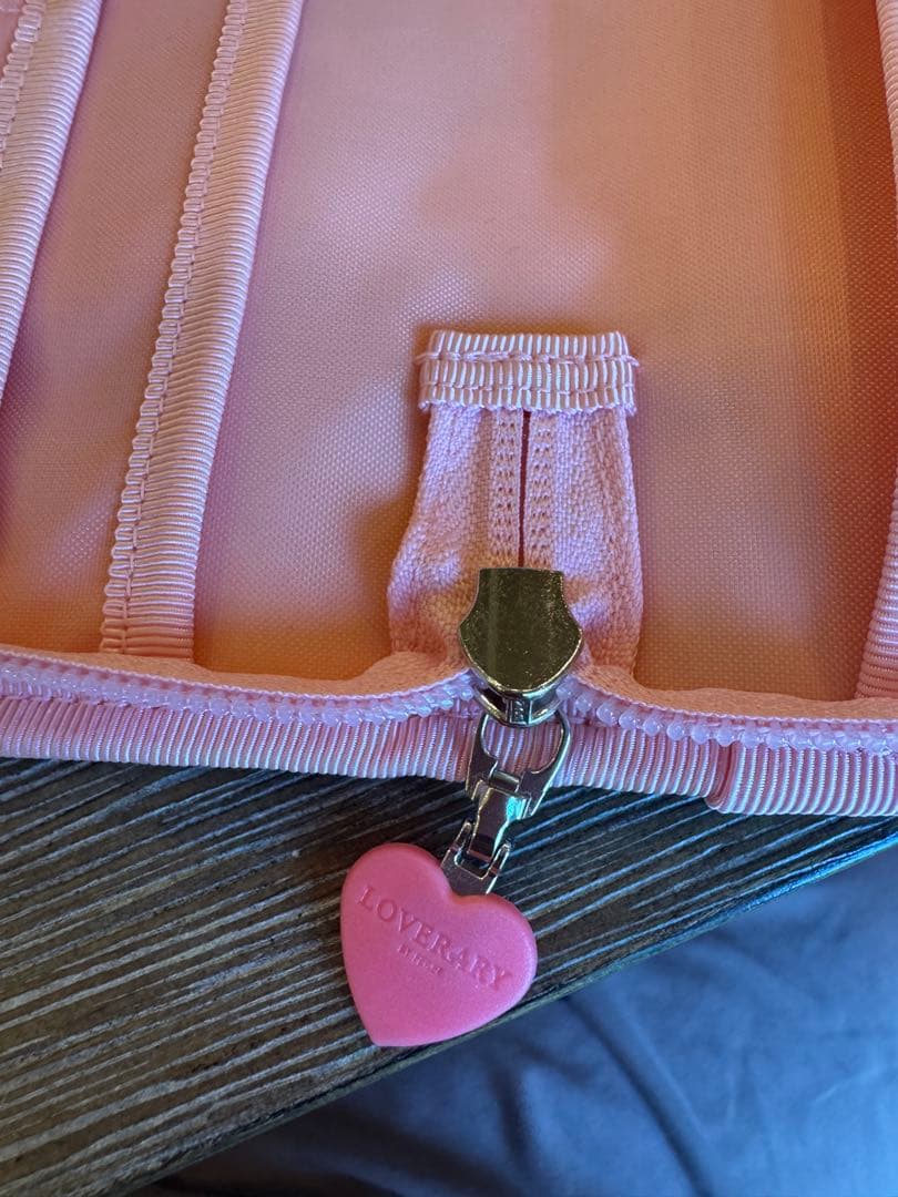 ほぼ新品　フェイラー　ハッピーポップニナ　マルチケース　母子手帳ケース