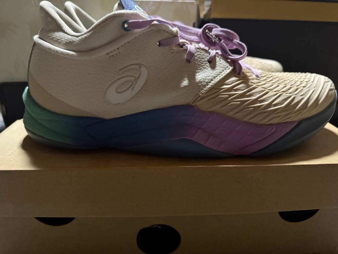 本日限りセールAcics ballaholic コラボ　アンプレアルスロー