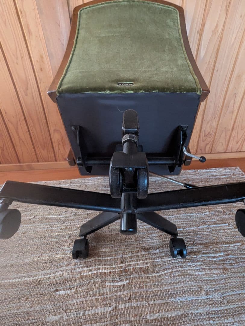 送料込☆マルニ　デスクチェア