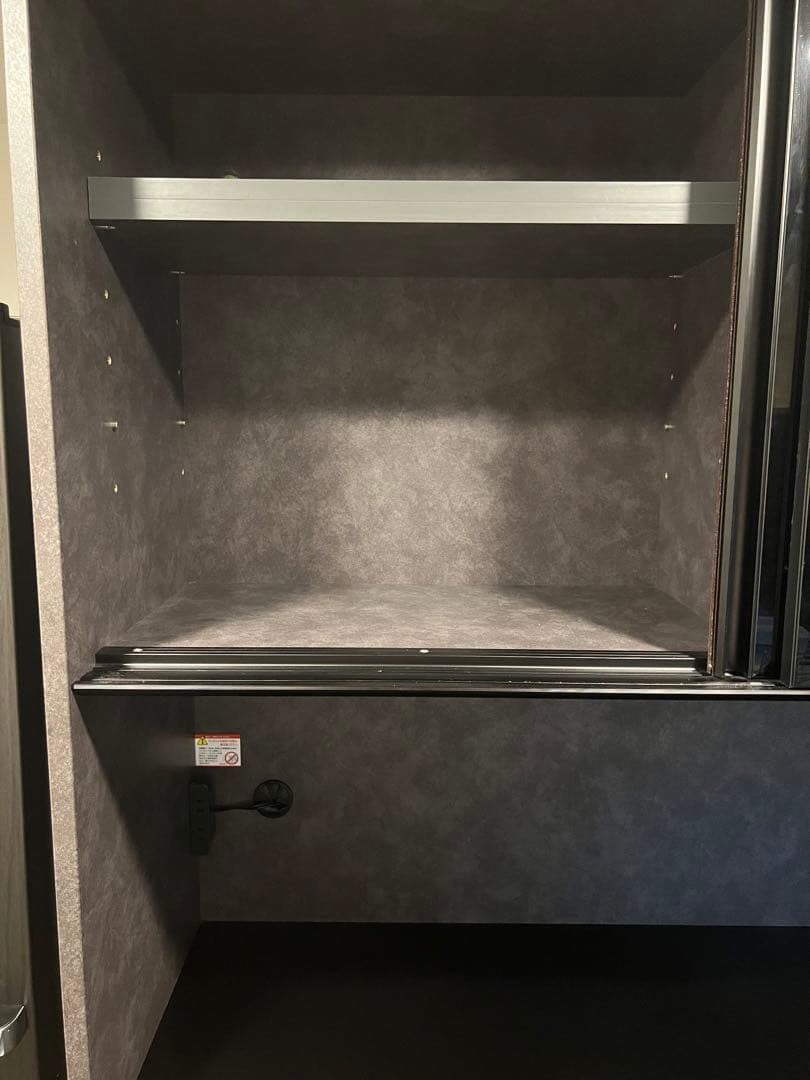 チョコレートたべたい　ブラックセラミック調 キッチンボード120