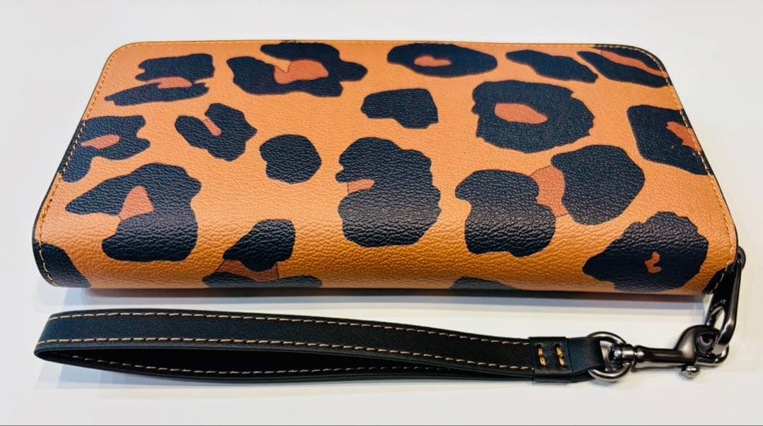 COACH レオパード　長財布　cc865