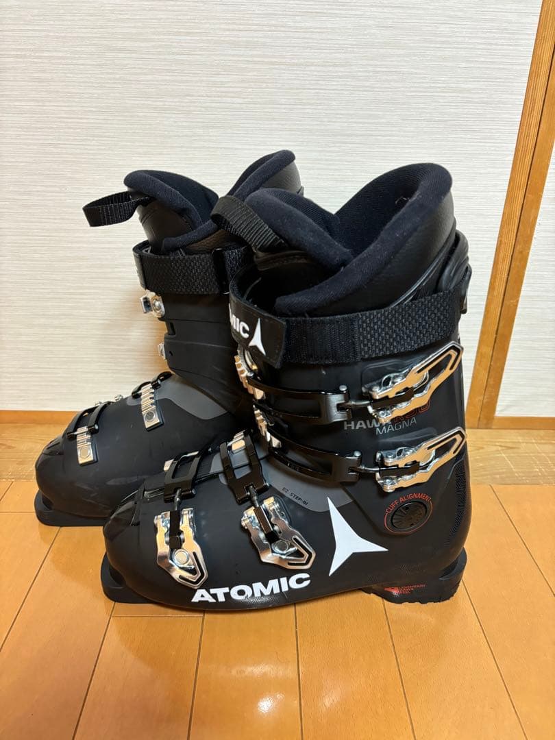 アトミック Atomic Hawx Magna R90 27cm 幅広 バッグ付