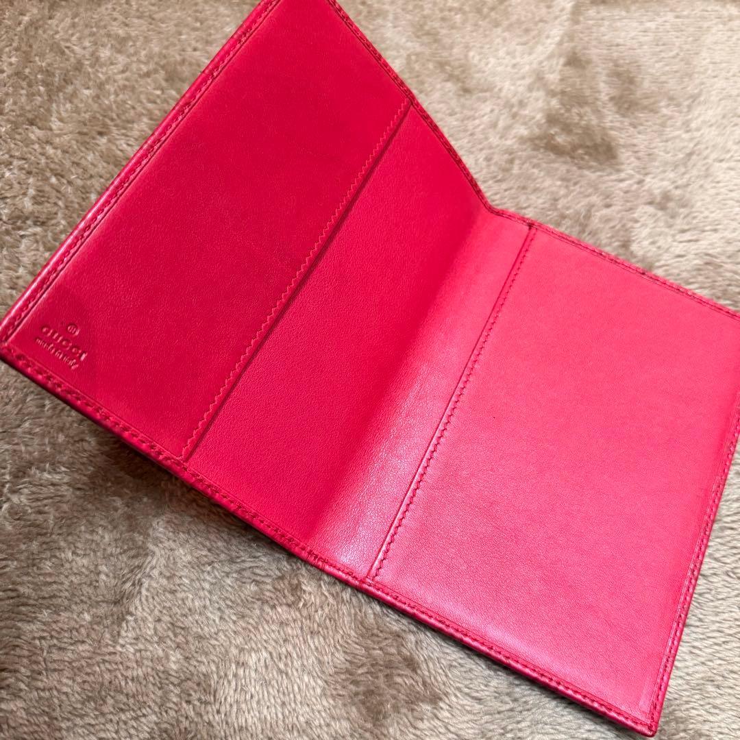 GUCCI 赤 レザー ノートカバー GGパターン