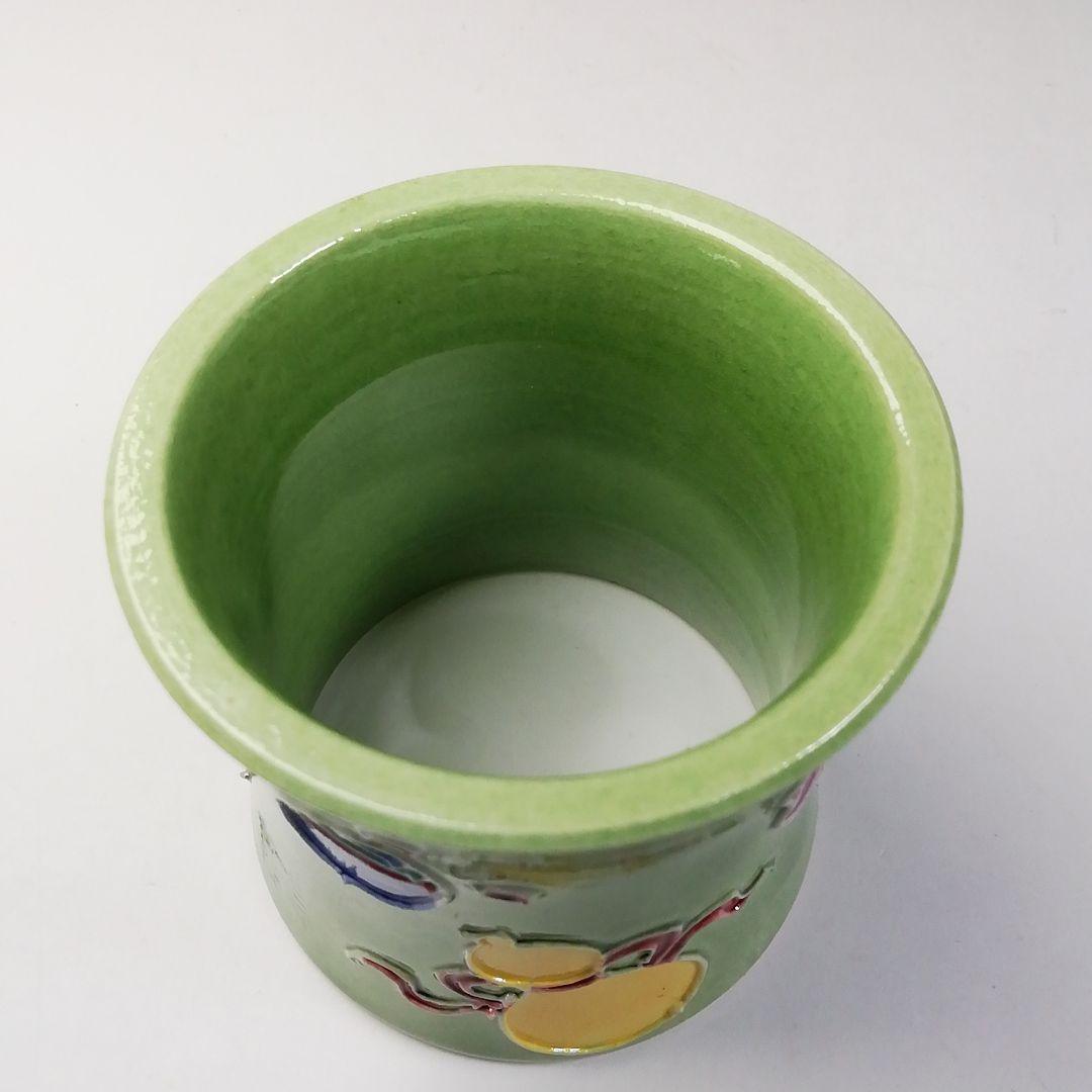 Ｔ６８５　蓋置　『淡緑交趾　宝尽し』『小松雅山 造』　共箱　茶道具