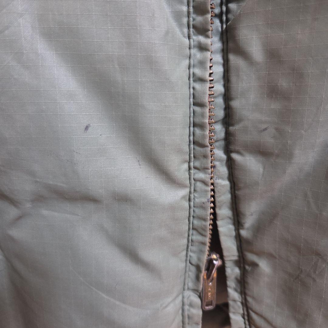 Eddie Bauer グリーン ダウンベスト　黒タグビンテージ