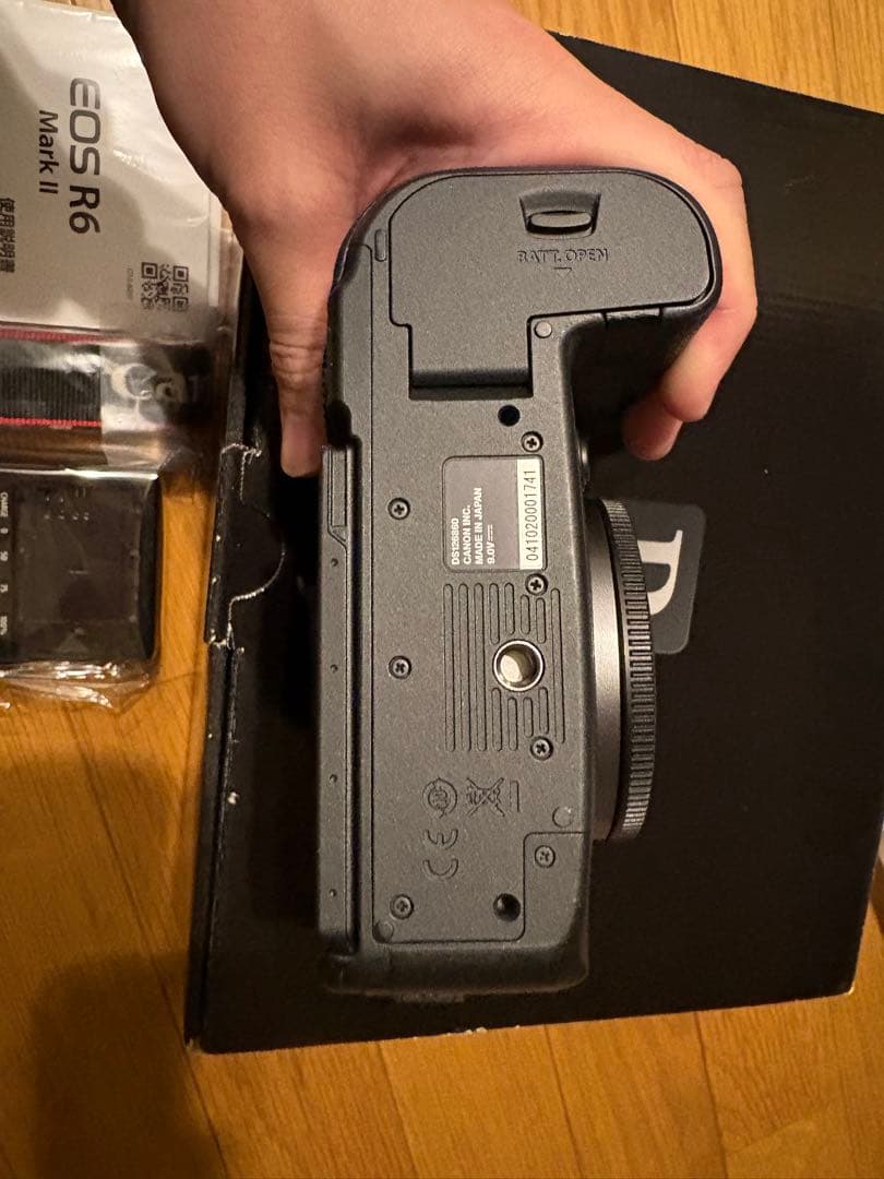 Canon EOS R6 Mark II 予備バッテリー付き　撮影枚数少