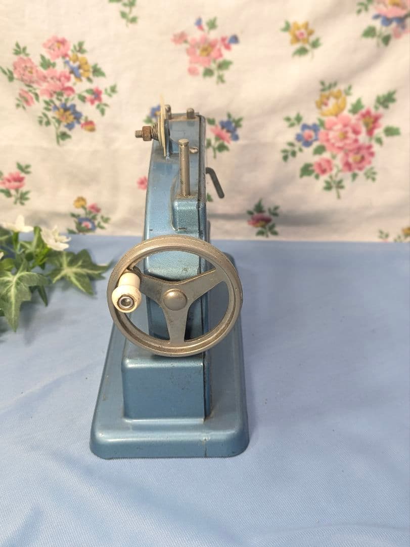 イギリス アンティーク バルカン トイミシン ミニミシン