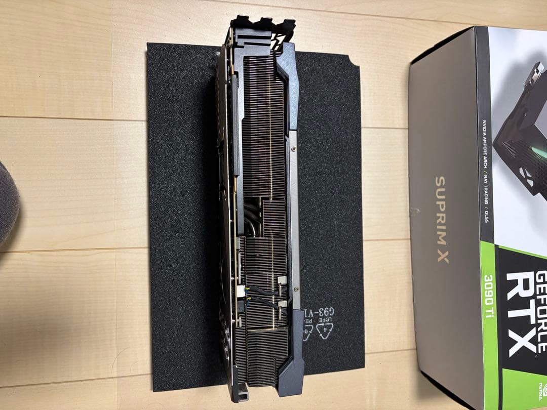 グラフィックボード・グラボ・ビデオカード GeForce RTX 3090 Ti MSI SUPRIM X 24 GB