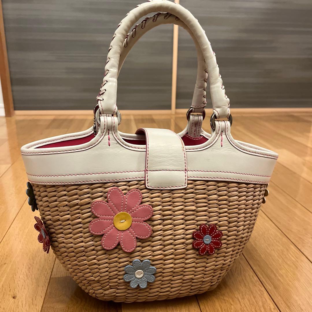 【美品・値下げ】COACH コーチ　限定花アップリケ　かごバッグ　ストローバッグ