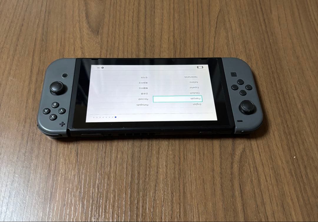 Switch 本体　純正プロコン2つ　純正品ケース　マイクロSD64GB
