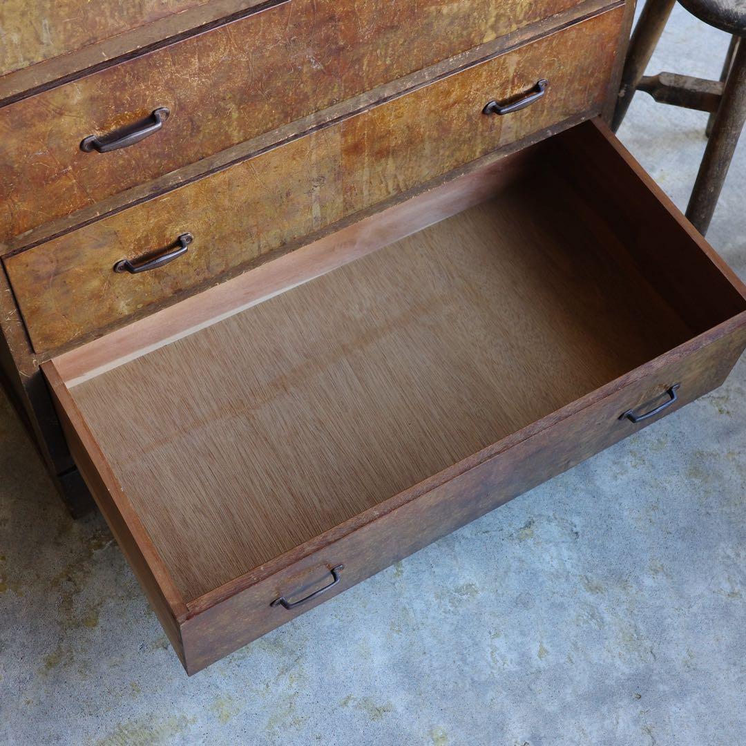 レトロな整理箪笥　チェスト　引出し