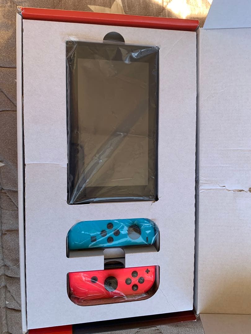 Nintendo Switch 本体　ケース付き