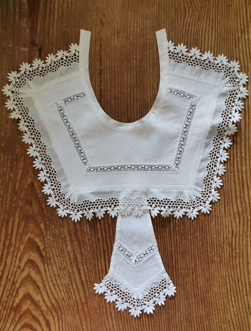 アンティークフランス 花のギュピールレース 付け襟 ＆ジャボ お揃い２点セット