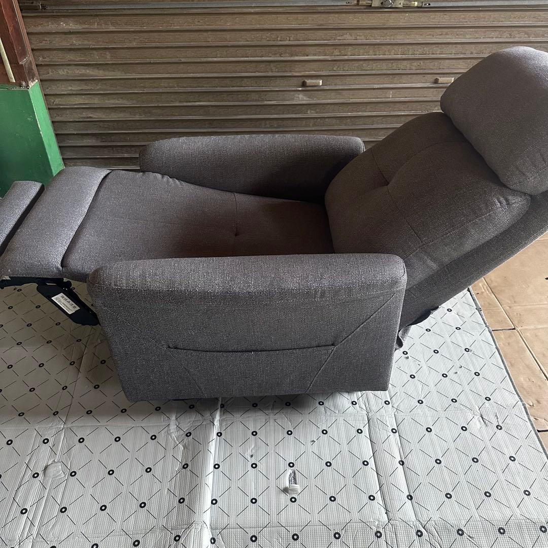 【超美品】電動リクライニングソファ（1人用）