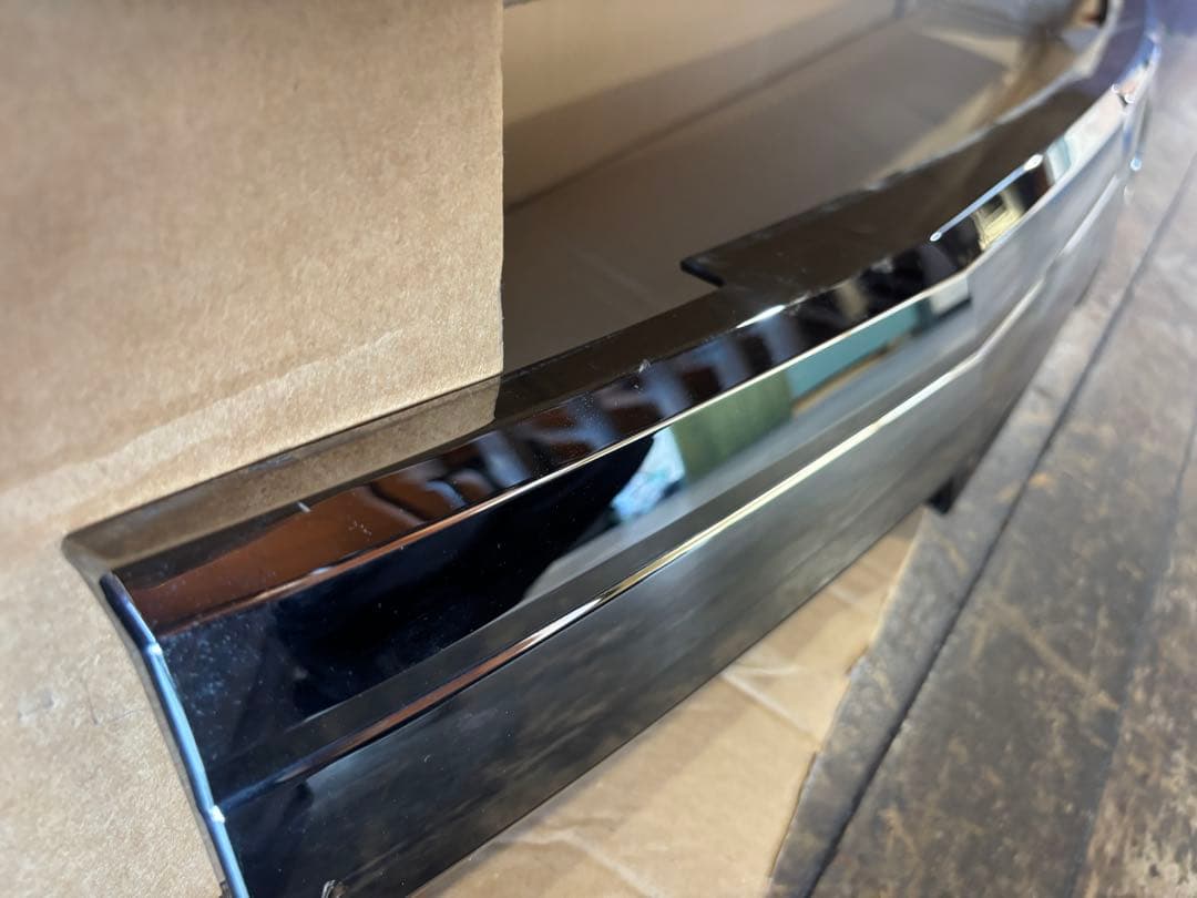 ヴェルファイア30系 後期 リアゲート ガーニッシュ メッキガーニッシュ