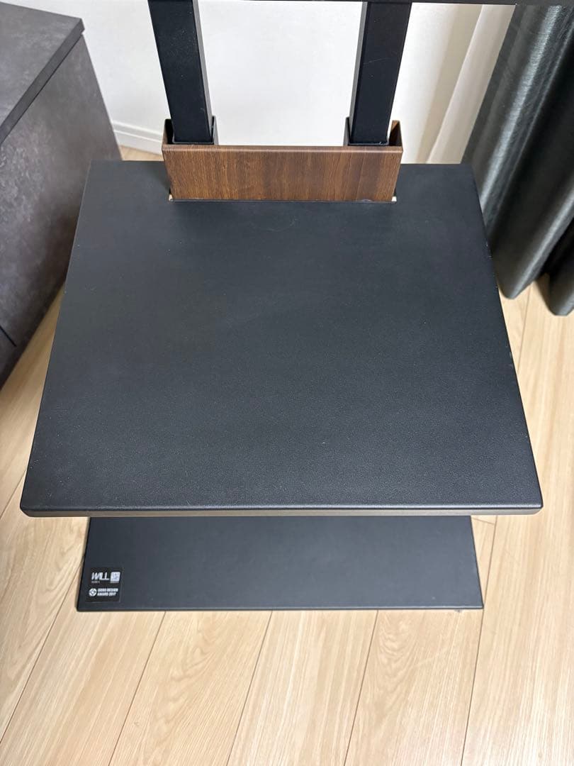 WALL テレビスタンド V2 ロータイプ EQUALS