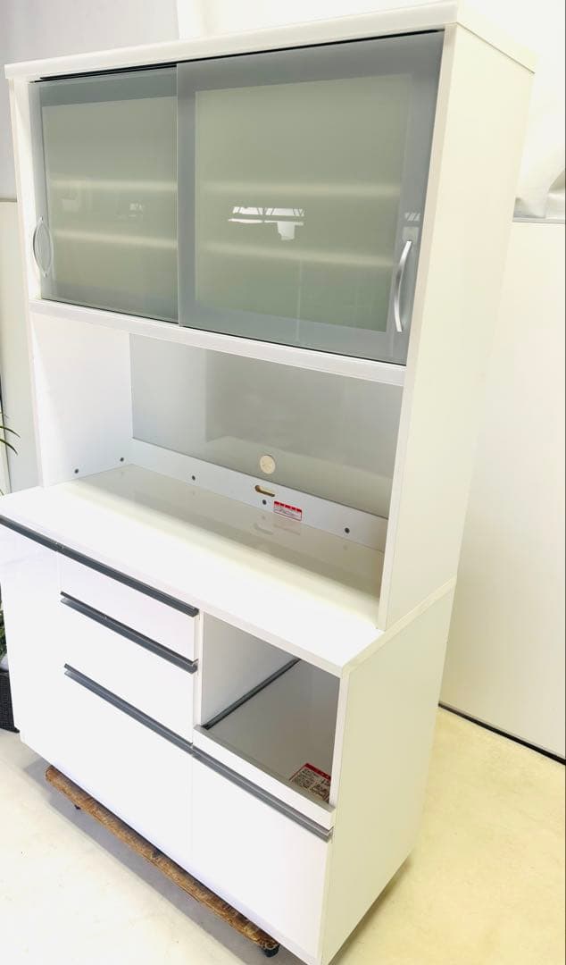 SUNNY Takahashi works 食器棚キッチンボード